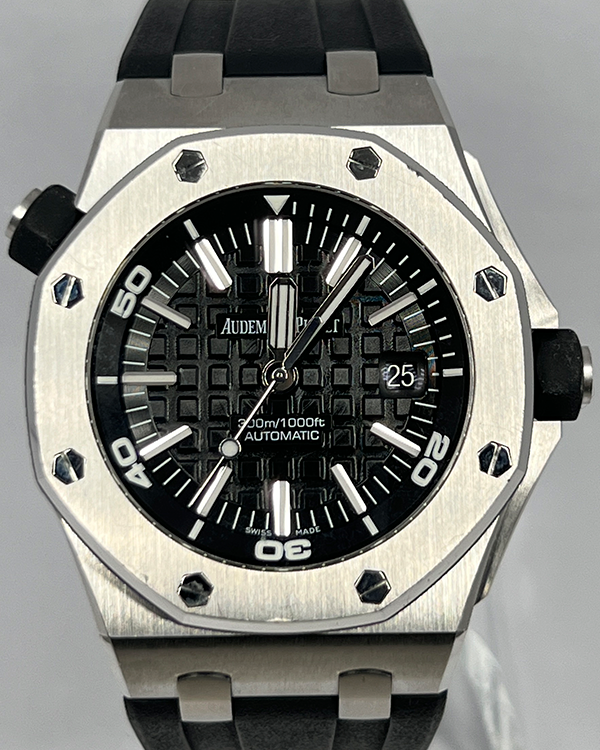 Audemars Piguet Royal Oak Offshore Diver 42MM Black Dial Rubber Strap ...