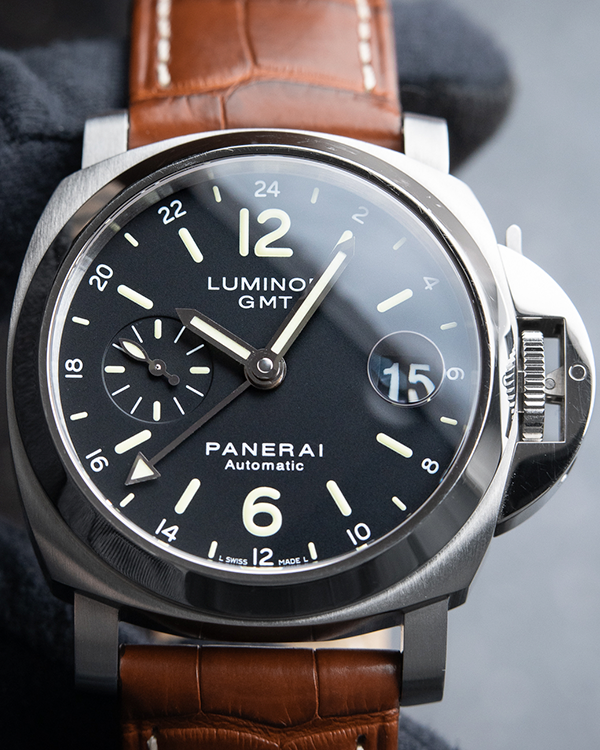 Panerai Luminor GMT Acciaio Automatic 300M Leather Black Steel