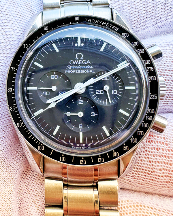 Omega speedmaster moonwatch 30th anniversary hotsell