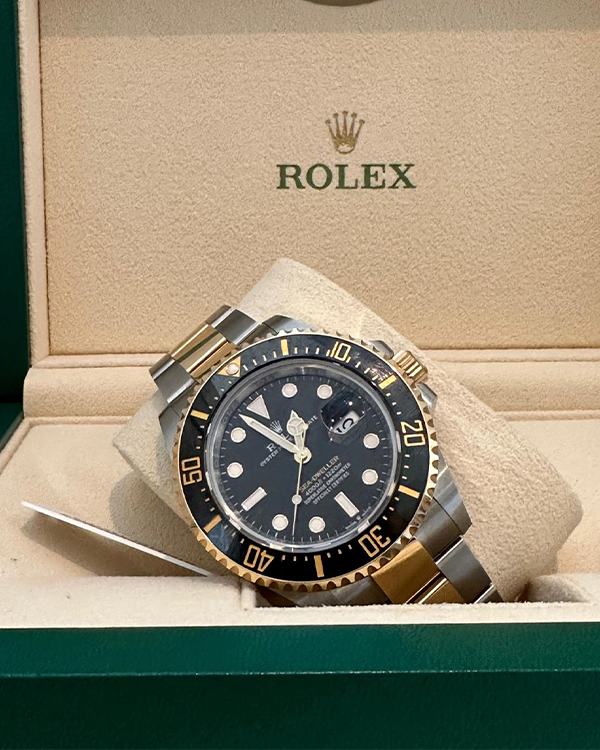 Rolex sea discount dweller yellow gold