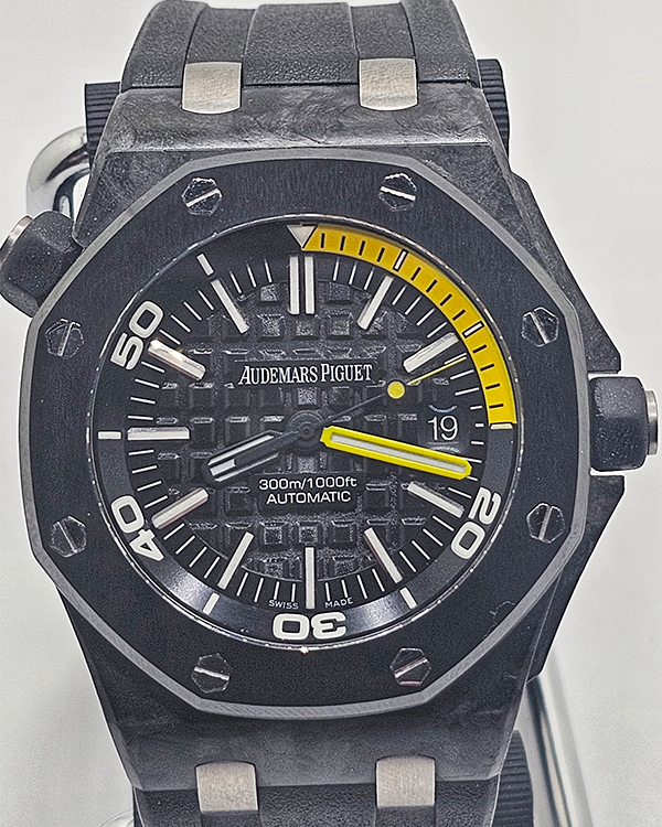 Audemars Piguet Royal Oak Offshore Diver 42MM Black Dial Rubber Strap ...