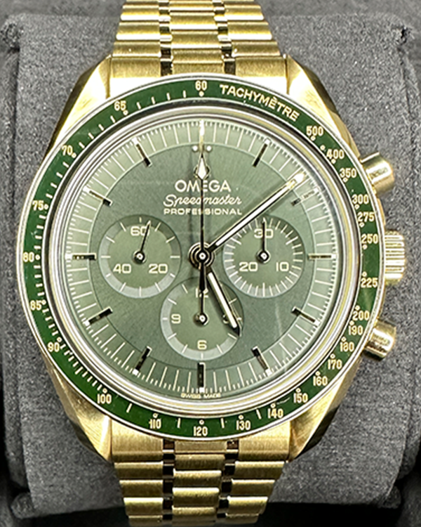 2023 Omega Speedmaster Moonwatch Professional Moonshine Gold Green