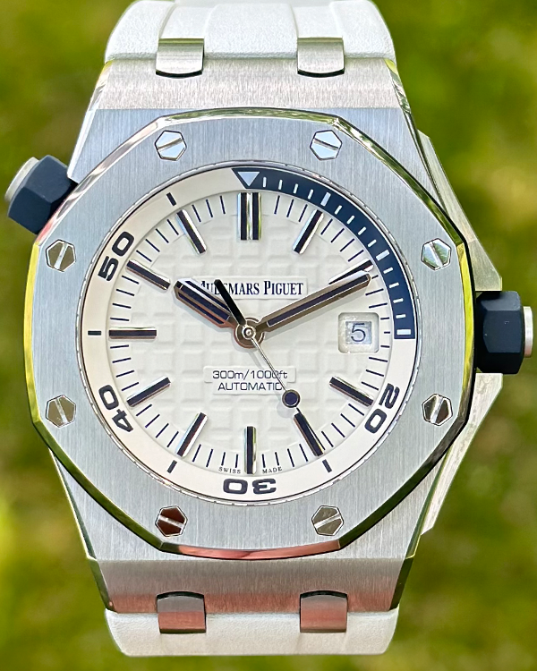 2016 Audemars Piguet Royal Oak Offshore Diver 42MM White Dial Rubber S ...