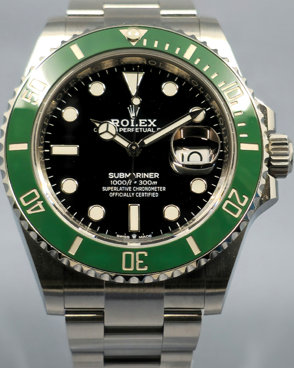 Can anyone confirm the 126610LV now has a more yellow green bezel