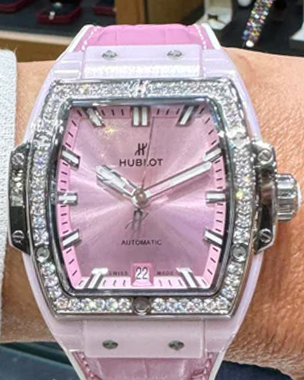 hublot_773d2ee1-7c54-46d8-aadd
