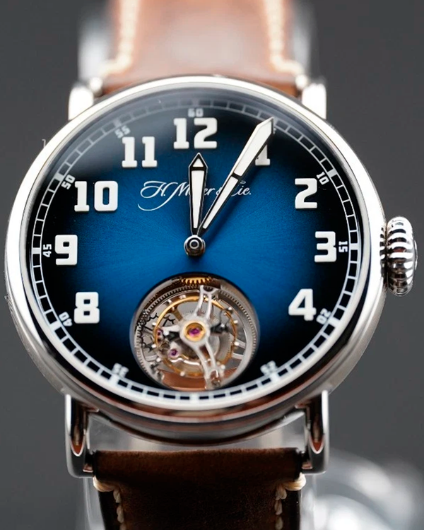 2022 H. Moser & Cie. Heritage Tourbillon 42MM Blue Dial Leather