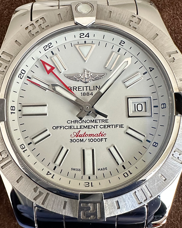 Breitling avenger ii hot sale gmt white dial