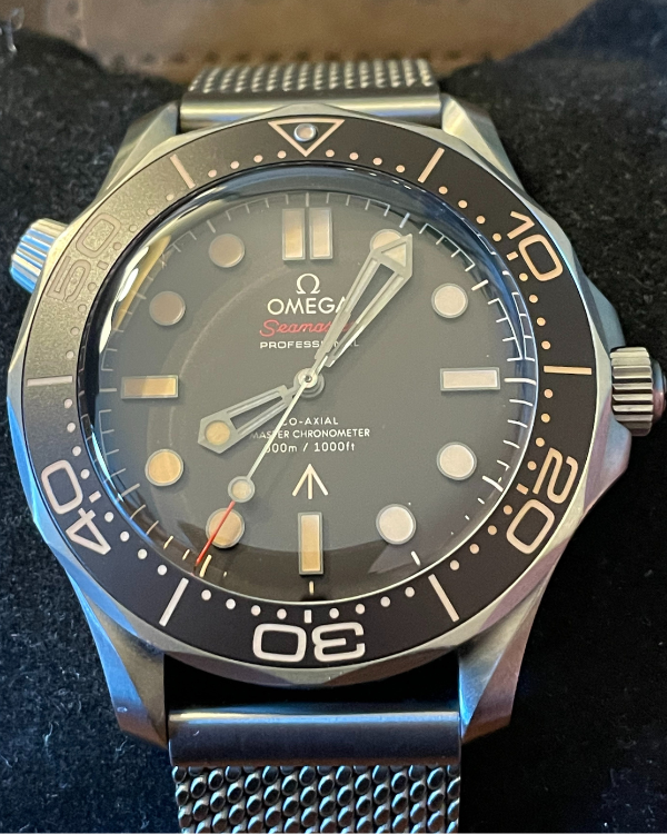 2021 Omega Seamaster Diver 300M "007 No Time to Die" 42MM Black Dial Titanium Bracelet (210.90.42.20.01.001)