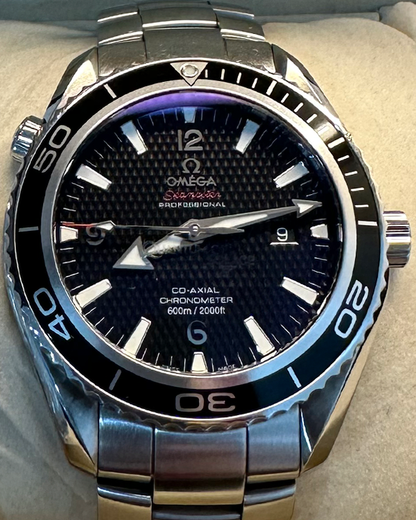 No Reserve - 2008 Omega Seamaster Planet Ocean 007 Quantum Of Solace 45.5MM Black Dial Steel Bracelet (222.30.46.20.01.001)