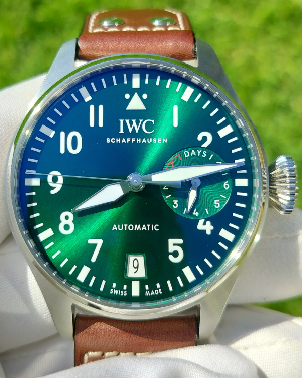 2022 IWC Schaffhausen Big Pilot 46.2MM Green Dial Leather Strap (IW501015)