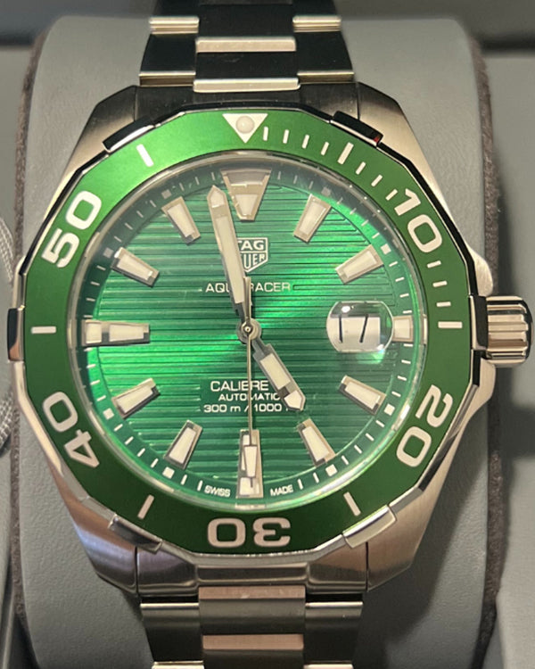 No Reserve - TAG Heuer Aquaracer 300M 43MM Green Dial Steel Bracelet (WAY201S.BA0927)