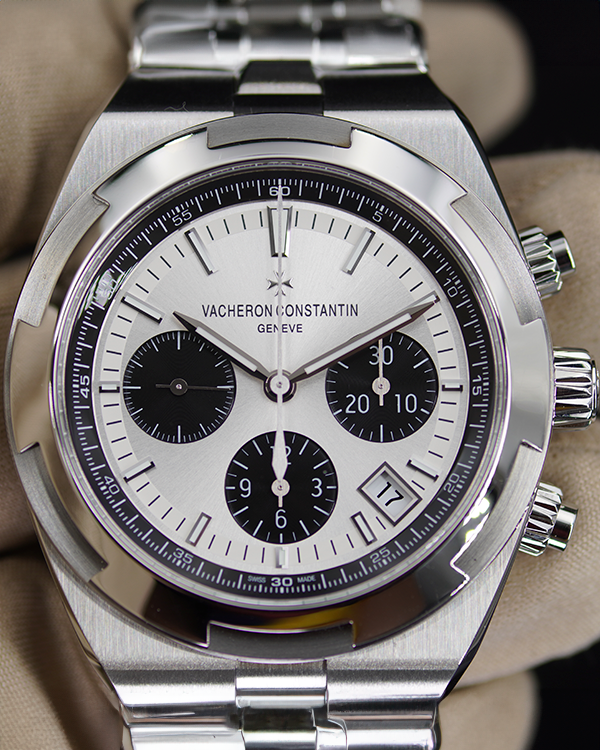 2023 Vacheron Constantin Overseas Chronograph "Panda" 42.5MM  Silver Dial Steel Bracelet (5500V/110A-B686)