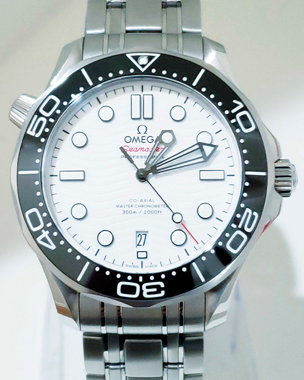 2023 Omega Seamaster Diver 300M 42MM White Dial Steel Bracelet (210.30.42.20.04.001)