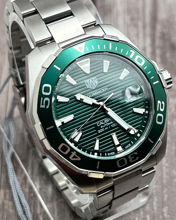 2022 TAG Heuer Aquaracer 300M Calibre 5 Steel Green Dial (WAY201S.BA0927)