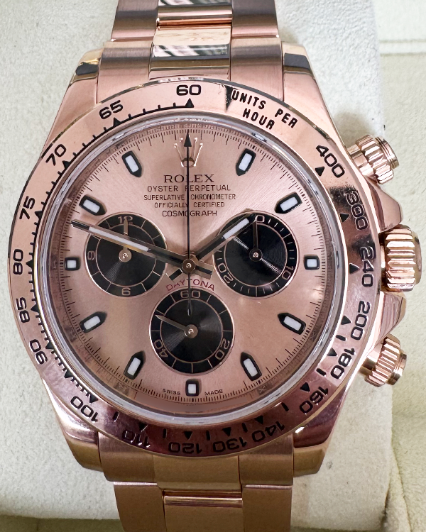 Rolex Cosmograph Daytona 40MM Sundust Dial Rose Gold Bracelet (116505)