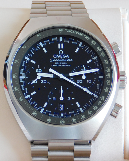 Omega Speedmaster "Mark II" 42.4MM Black Dial Steel Bracelet (327.10.43.50.01.001)