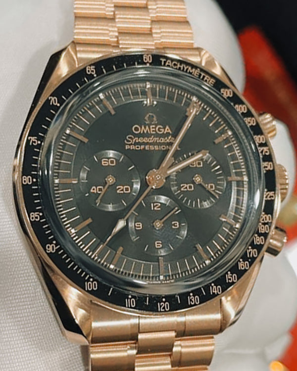 2023 Omega Speedmaster Professional Moonwatch 42MM Black Dial Sedna Gold Bracelet (310.60.42.50.01.001)