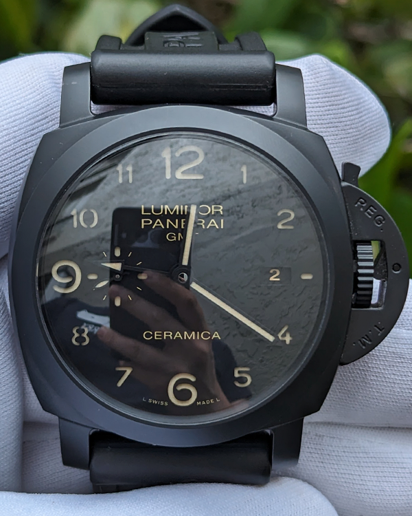 2015 Panerai Luminor 1950 3 Days GMT 44MM Black Dial Rubber Strap (PAM00441)