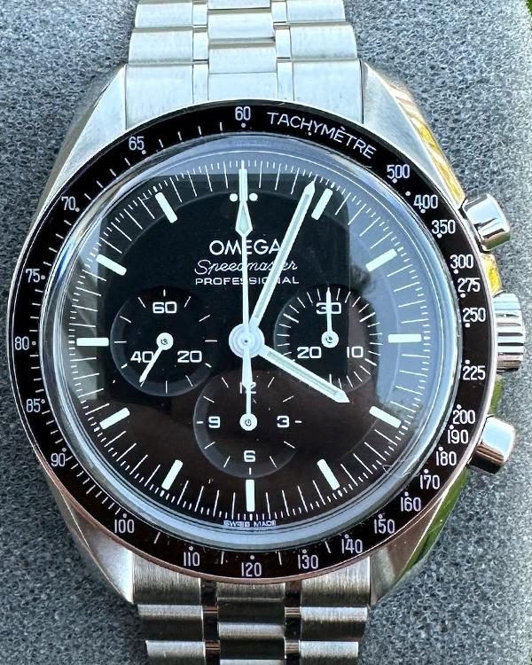 2022 Omega Speedmaster Professional Moonwatch 42MM Black Dial Steel Bracelet (310.30.42.50.01.002)