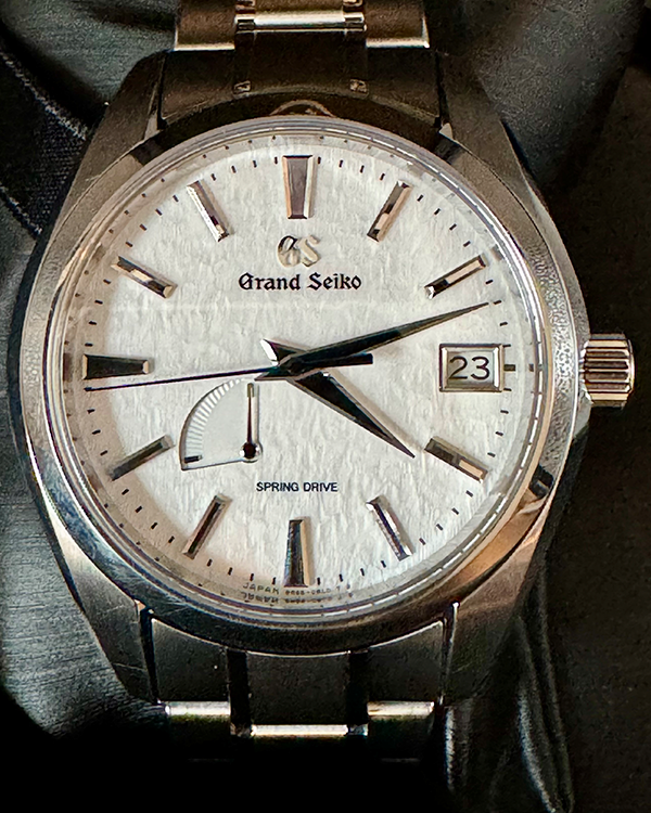 2022 Grand Seiko Heritage Collection 41MM White Dial Titanium Bracelet (SBGA211G)