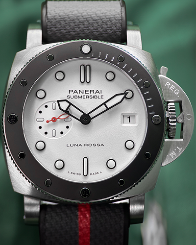 2024 Panerai Submersible Luna Rossa 42MM White Dial Rubber/Textile Strap (PAM01579)