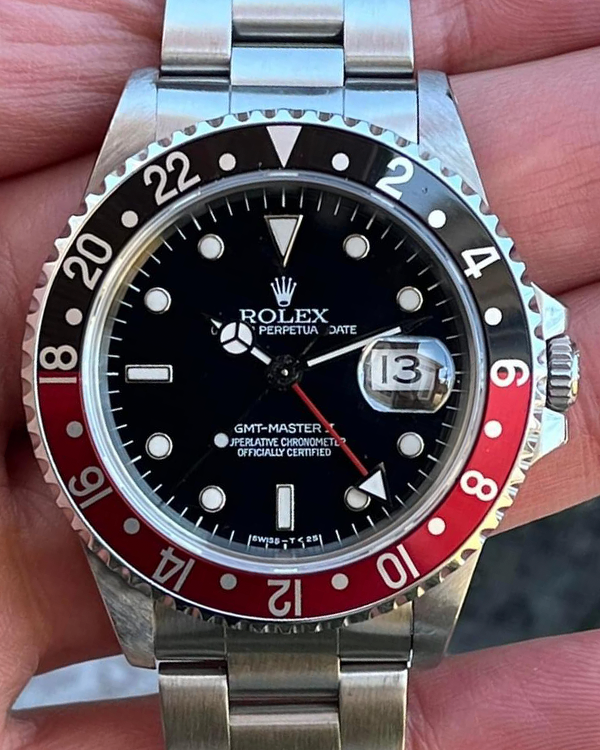 1999 (A Serial) Rolex GMT-Master II "Coke" 40MM Black Dial Oyster Bracelet (16710)