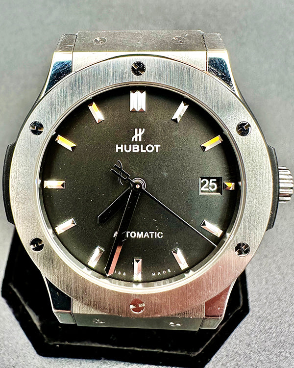 Hublot Classic Fusion 45MM Black Dial Rubber Strap (511.NX.1171.RX)