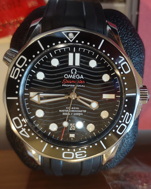 Omega Seamaster Diver 300M 42MM Black Dial Rubber Strap (210.32.42.20.01.001)