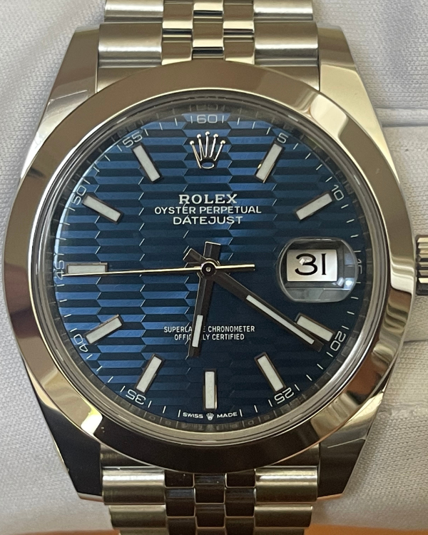 2023 Rolex Datejust 41 Jubilee Oystersteel Blue "Motif" Dial (126300)