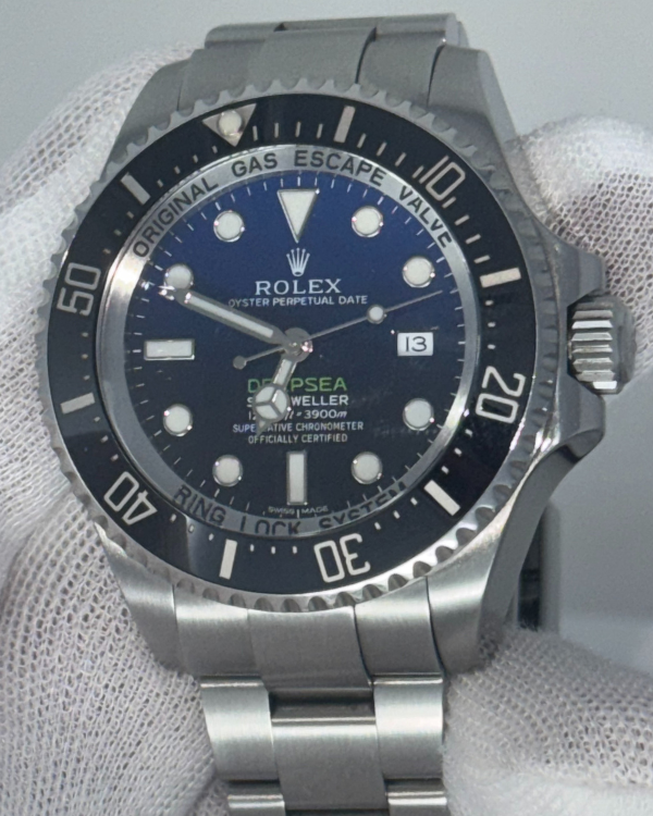 Rolex Sea-Dweller Deepsea "James Cameron" 44MM Blue Dial Oyster Bracelet (116660)