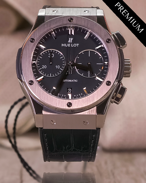 2023 Hublot Classic Fusion 45MM Black Dial Rubber/Leather Strap (521.NX.1171.LR)