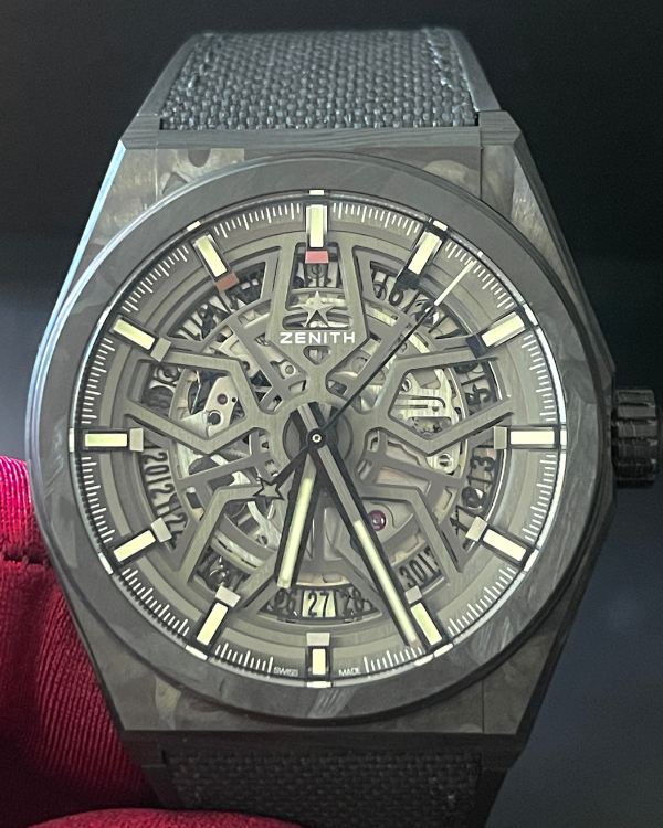 Zenith Defy Classic Carbon Fibre Skeleton Dial (10.9000.870)