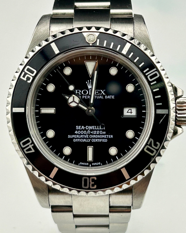 2001 Rolex Sea-Dweller 4000 40MM Black Dial Steel Bracelet (16600)