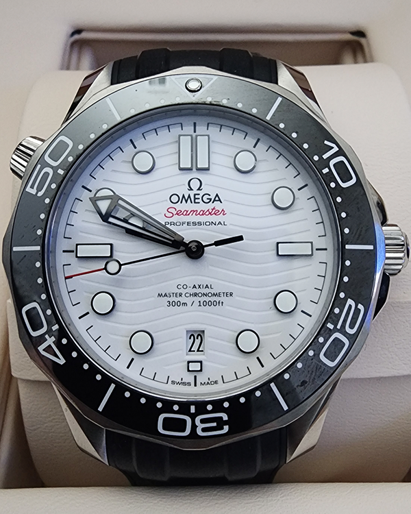 2023 Omega Seamaster Diver 300M 42MM White Dial Rubber Strap (210.32.42.20.04.001)