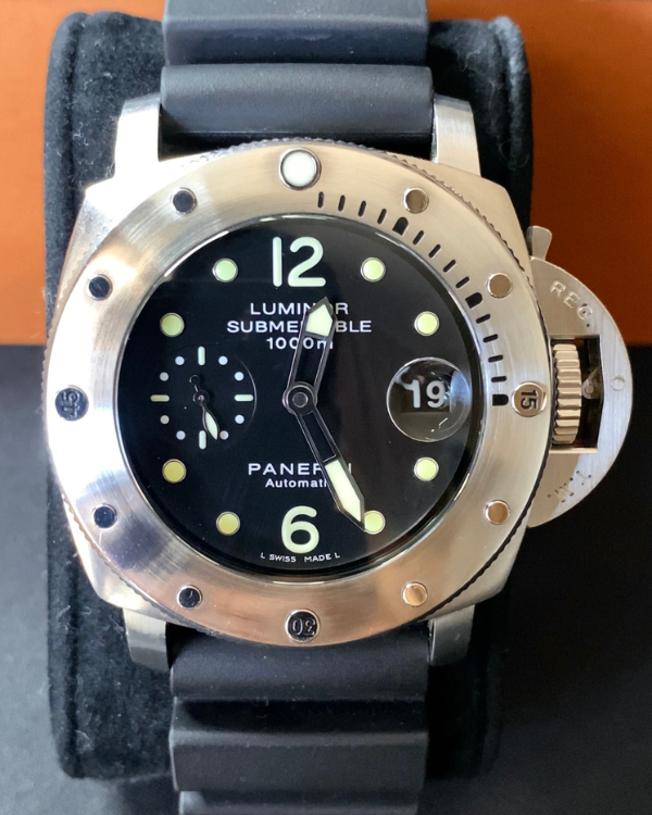 Panerai Luminor Submersible 1950 44MM Strap Steel Black Dial (PAM00243)