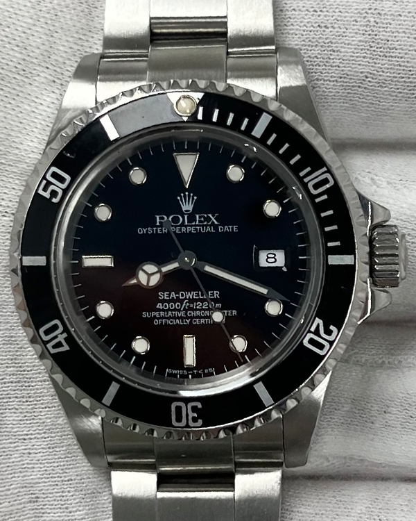 Rolex Sea Dweller 4000 40MM Black Dial Steel Bracelet (16600)