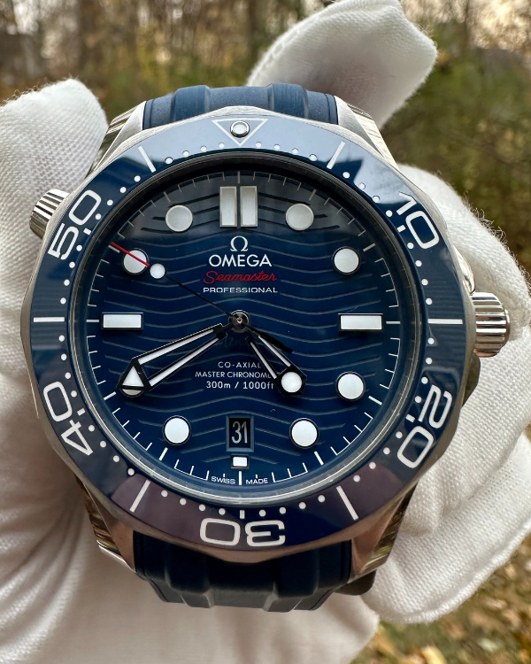 Omega Seamaster Diver 300M 42MM Blue Dial Rubber Strap (210.32.42.20.03.001)