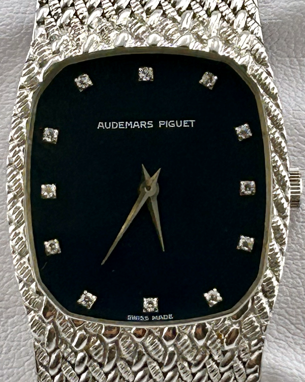 Audemars Piguet Cobra Vintage 27MM Black Dial White Gold Bracelet (2080)