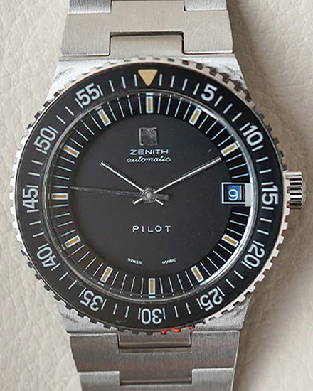 Zenith Pilot 38MM Black Dial Steel Bracelet (02.0190.380)