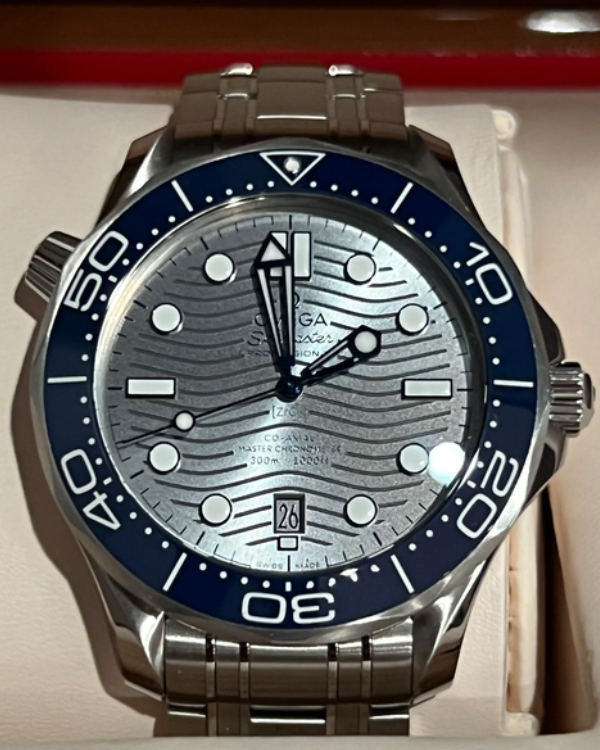 2023 Omega Seamaster Diver 300M Co-Axial Master Chronometer 42MM Steel Grey Dial Bracelet (210.30.42.20.06.001)