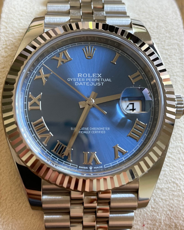 2022 Rolex Datejust 41 Jubilee Roman Oystersteel and White Gold Azzurro Blue Dial (126334)