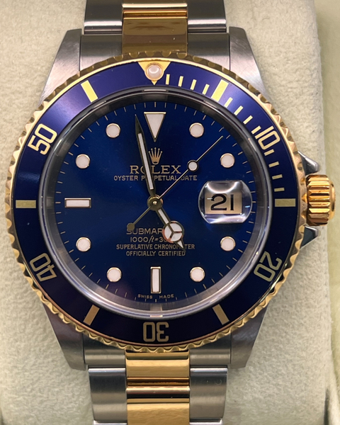 2005 Rolex Submariner Date 40MM Blue Dial Two-Tone Bracelet (16613