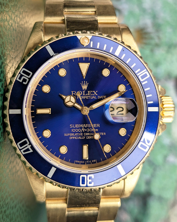 Rolex Submariner Date 40MM Blue Dial Yellow Gold Oyster Bracelet (16618)