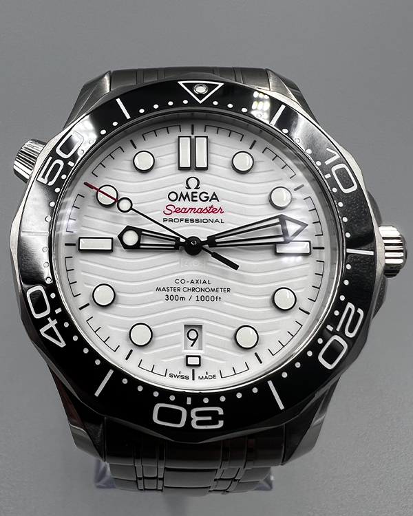 2022 Omega Seamaster Diver 300M Co-Axial Master Chronometer Steel White Dial (210.30.42.20.04.001)