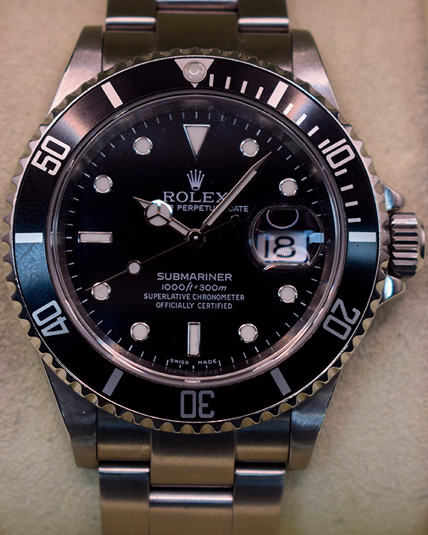 2007 (Z Serial) Rolex Submariner Date 40MM Black Dial Steel Bracelet (16610)