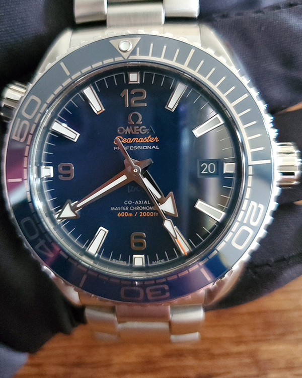 2021 Omega Seamaster Planet Ocean 600M 43.5MM Blue Dial Steel Bracelet (215.30.44.21.03.001)