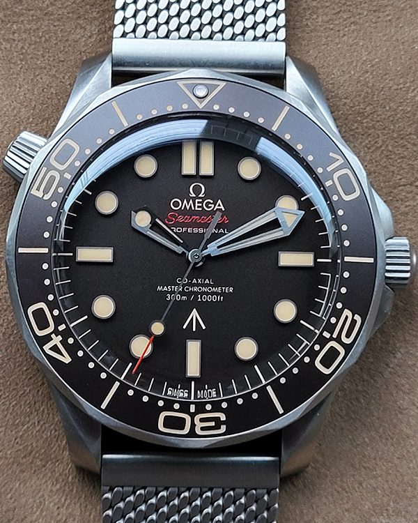 2022 Omega Seamaster Diver 300M "007 No Time To Die" 42MM Brown Dial Titanium Bracelet (210.90.42.20.01.001)