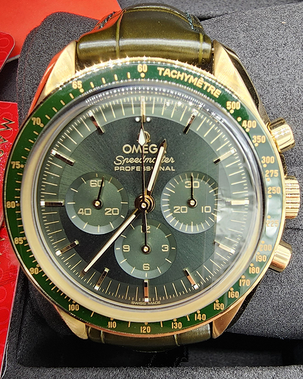 2023 Omega Speedmaster Professional Moonwatch 42MM Green Dial Leather Strap (310.63.42.50.10.001)