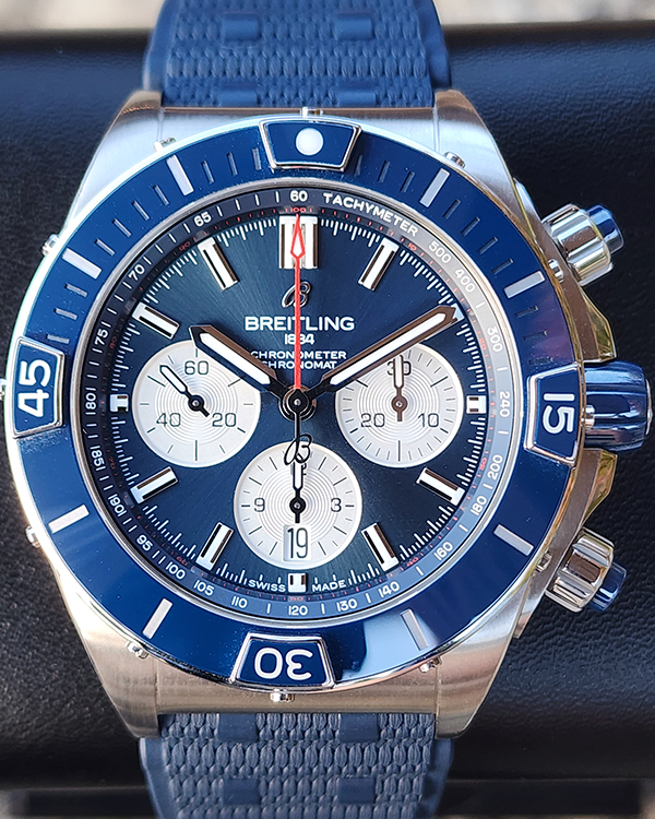 2022 Breitling Super Chronomat B01 44mm Blue Dial Rubber Strap (AB0136)