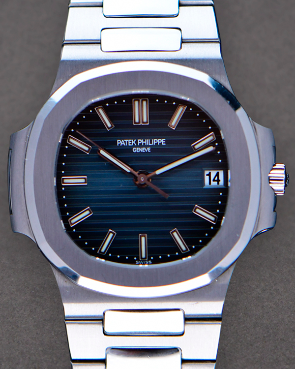 2009 Patek Philippe Nautilus 38MM Blue Dial Steel Bracelet (5800/1A-001)